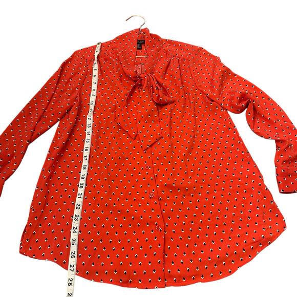 Rachel Zoe long sleeve print blouse with tie neck size medium - Picture 4 of 6